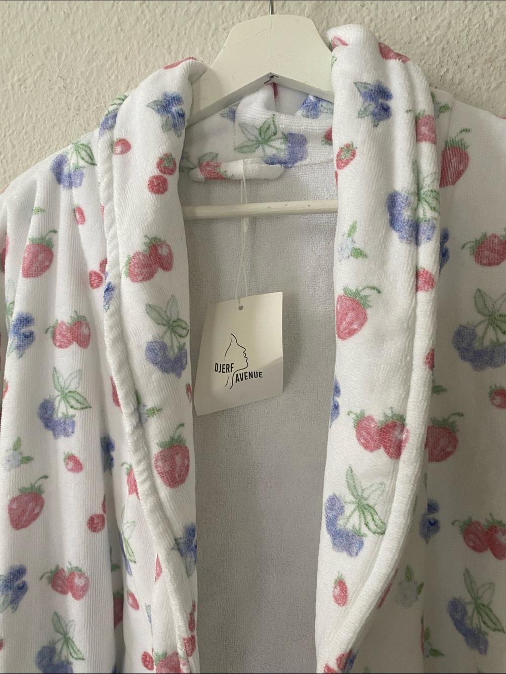 NWT Djerf Avenue Organic Cotton Terry Robe Summer Berries M-L - Picture 3 of 15